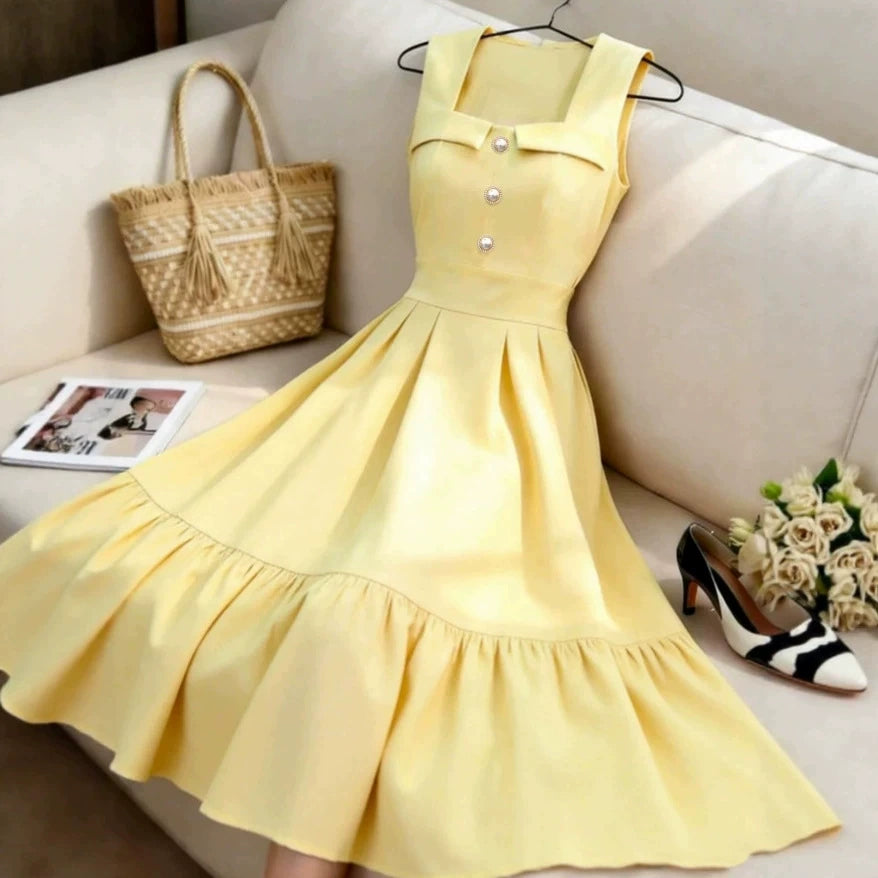 2026 New European and American Style Cream Yellow Square Neck Sleeveless Dress with Pearl Buttons, Waist-Cinching and Pleated Mid-Length Skirt