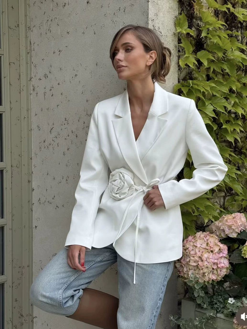 Women's Clothing 2025 Autumn New Style Elegant Workwear Loose Lace-Up Three-Dimensional Floral Blazer Women's Blazer