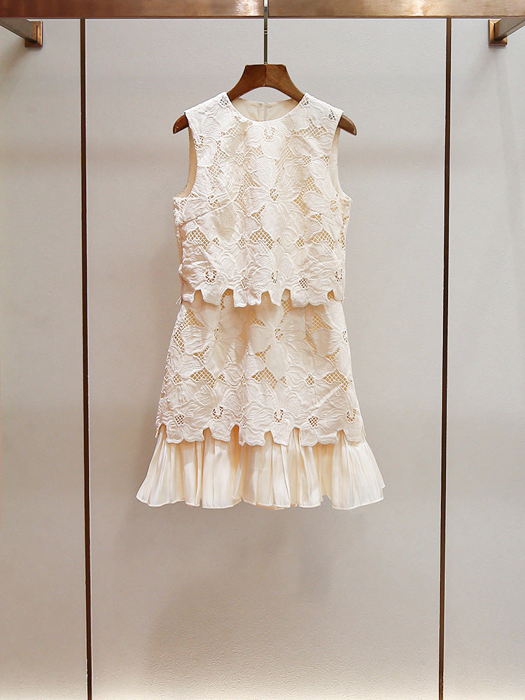 S Brand Summer New French Niche Heavy Floral Hollow-Out Patchwork Faux Two-Piece Round Neck Sleeveless Straight Dress