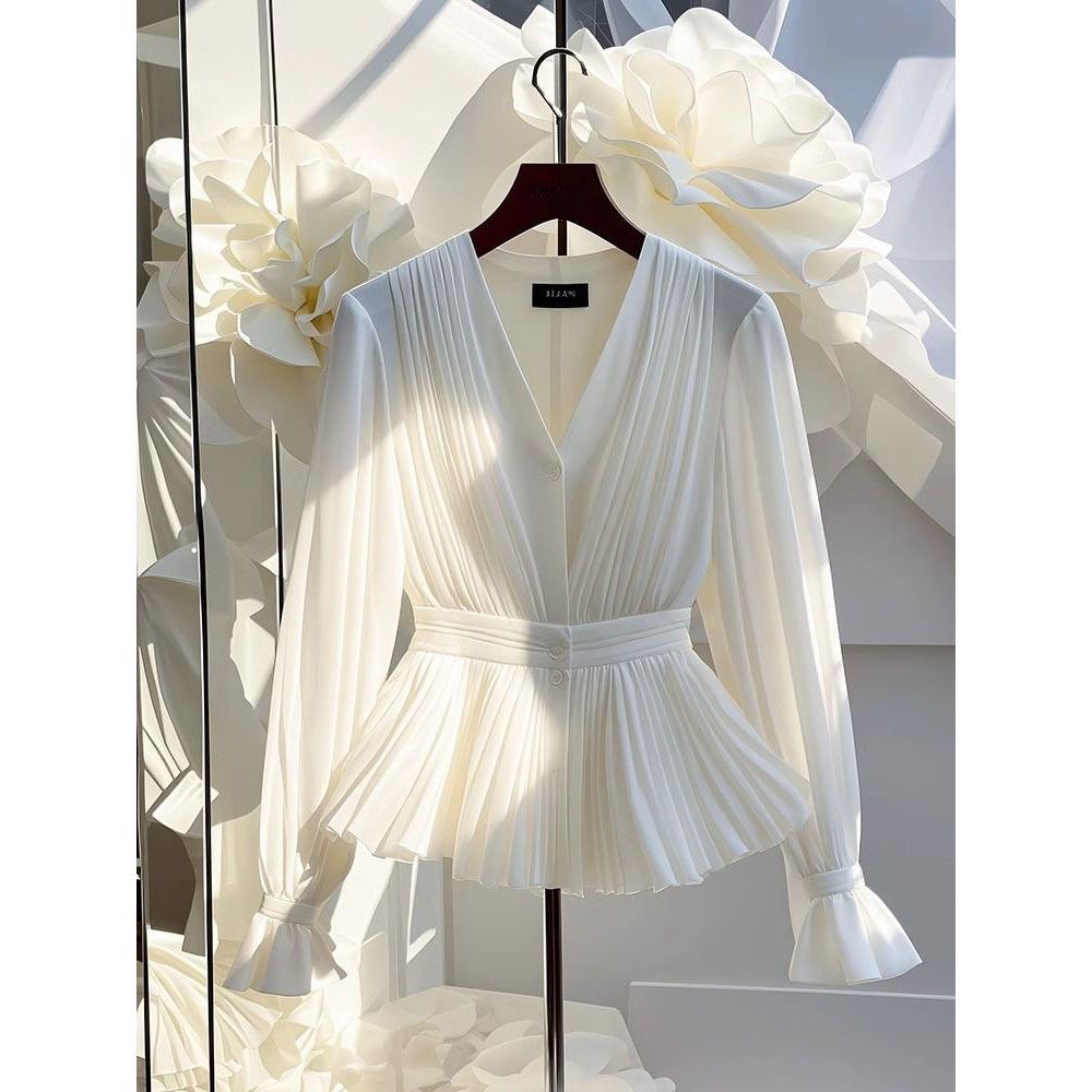 Early Spring French-Style Elegant Long-Sleeve Top with Denim Patchwork High-Waisted Hip-Covering Skirt Set New Arrival