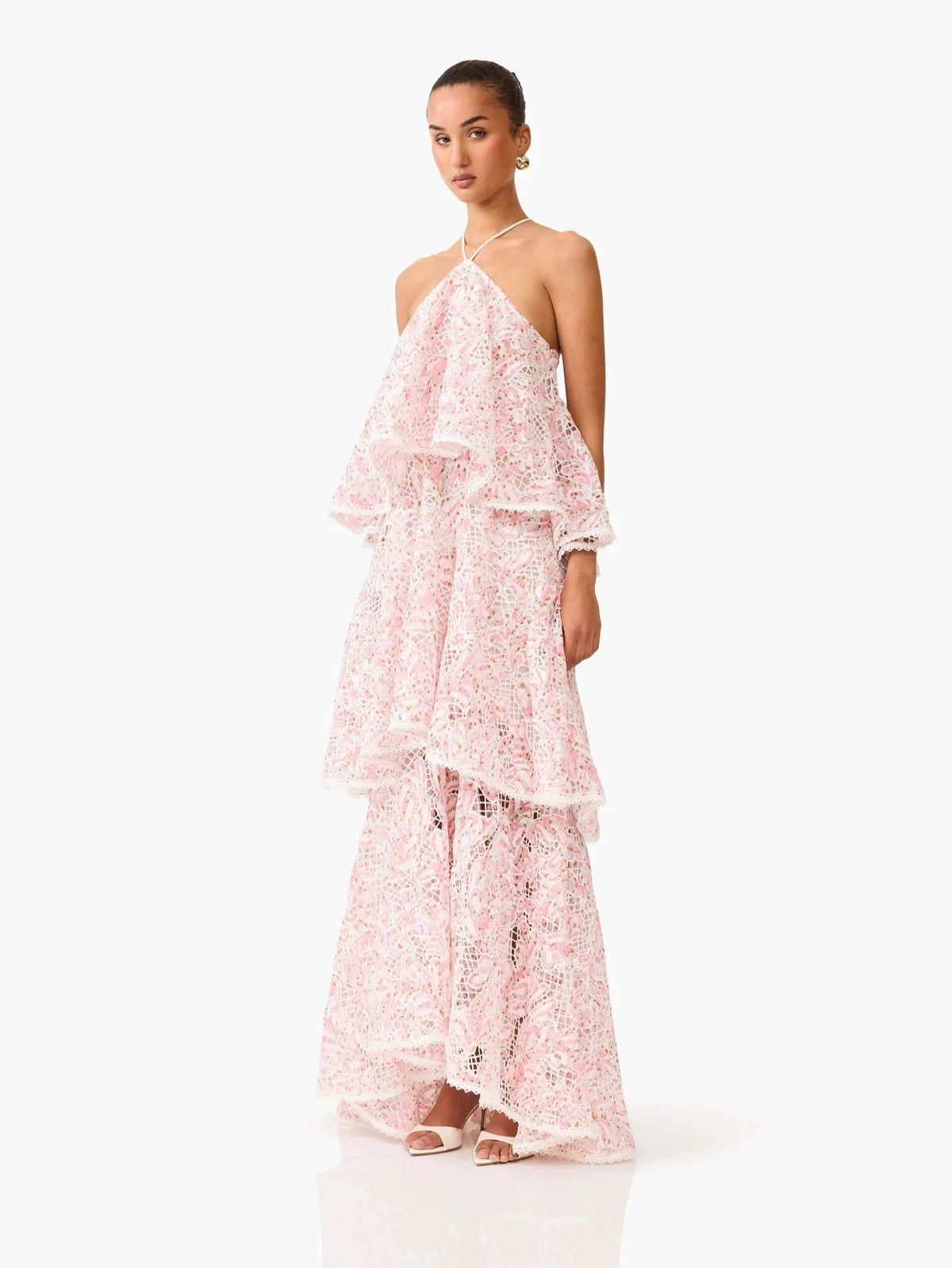 2026 New Cross-Border Style Water-Soluble Embroidery Printed Cake Dress Vacation Style Halter Neck Patchwork Dress Ruffled Long Dress