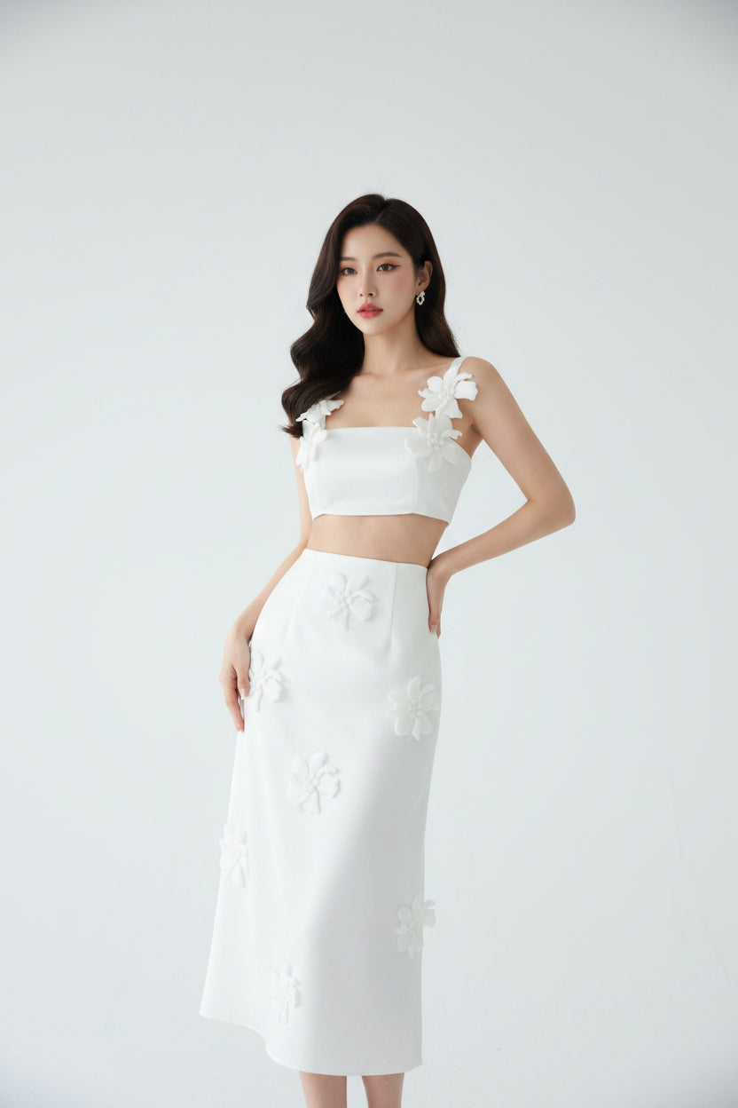 25 New Summer Hot-Selling Suit with Stereo Flower Decoration Tube Top Camisole Top + Mid-Length A-Line Skirt