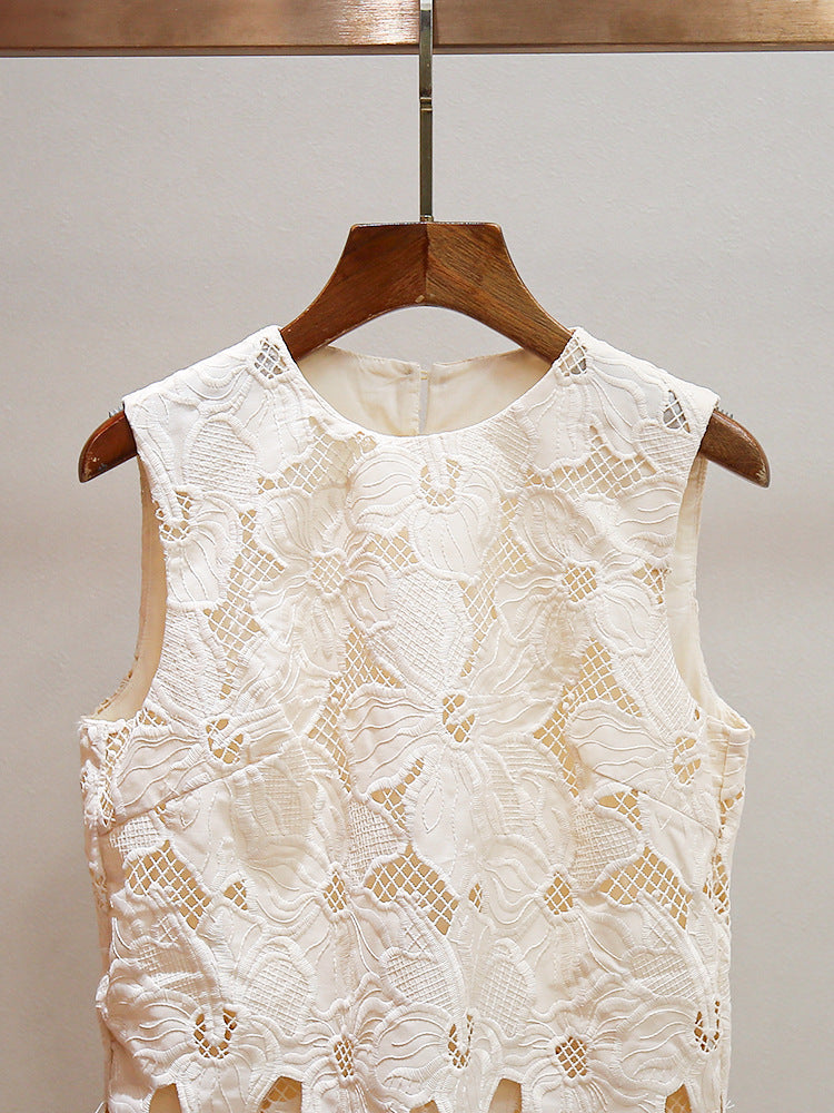 S Brand Summer New French Niche Heavy Floral Hollow-Out Patchwork Faux Two-Piece Round Neck Sleeveless Straight Dress