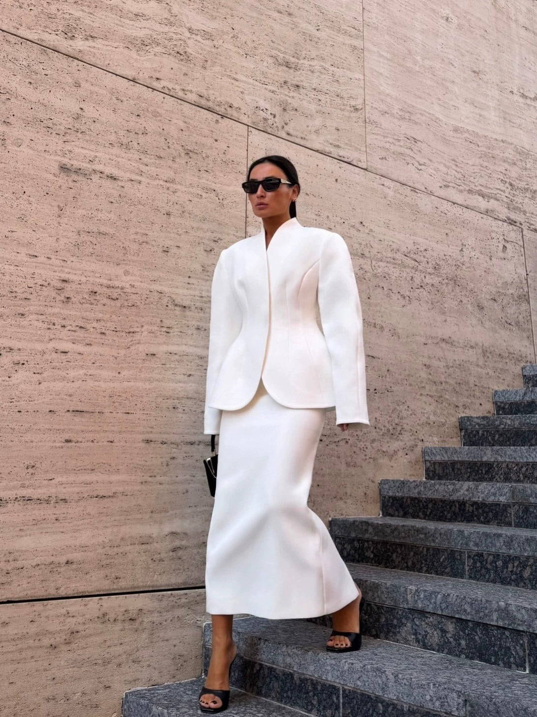 2026 European and American cross-border Amazon new white waist-cinching suit set, fashionable long skirt two-piece casual professional attire