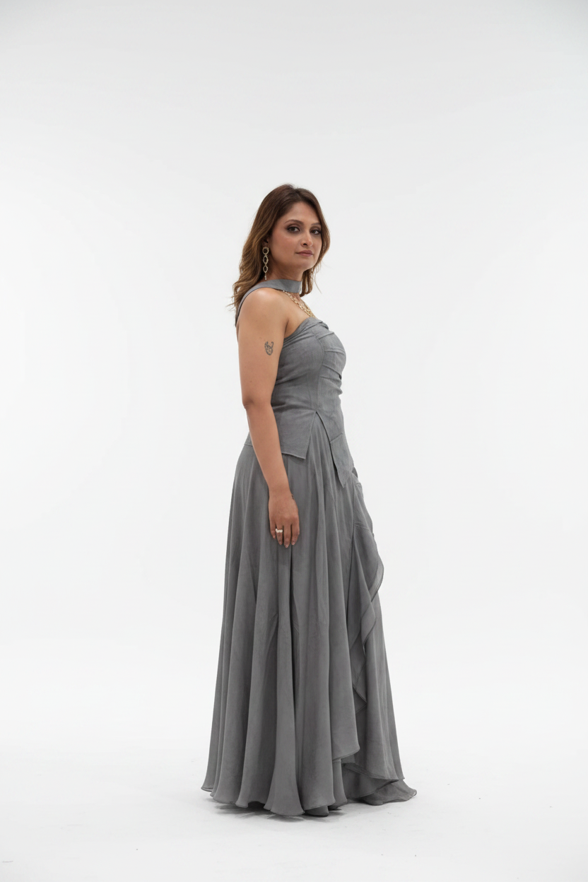 Aveline Luxury – Side View