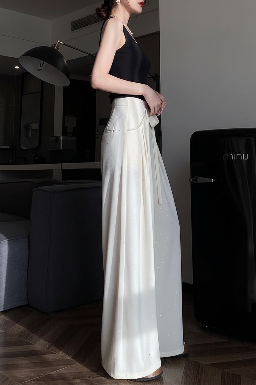 Noiré Luxury – Side View