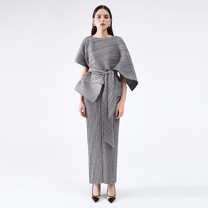Aurelia Classic Dress for Women