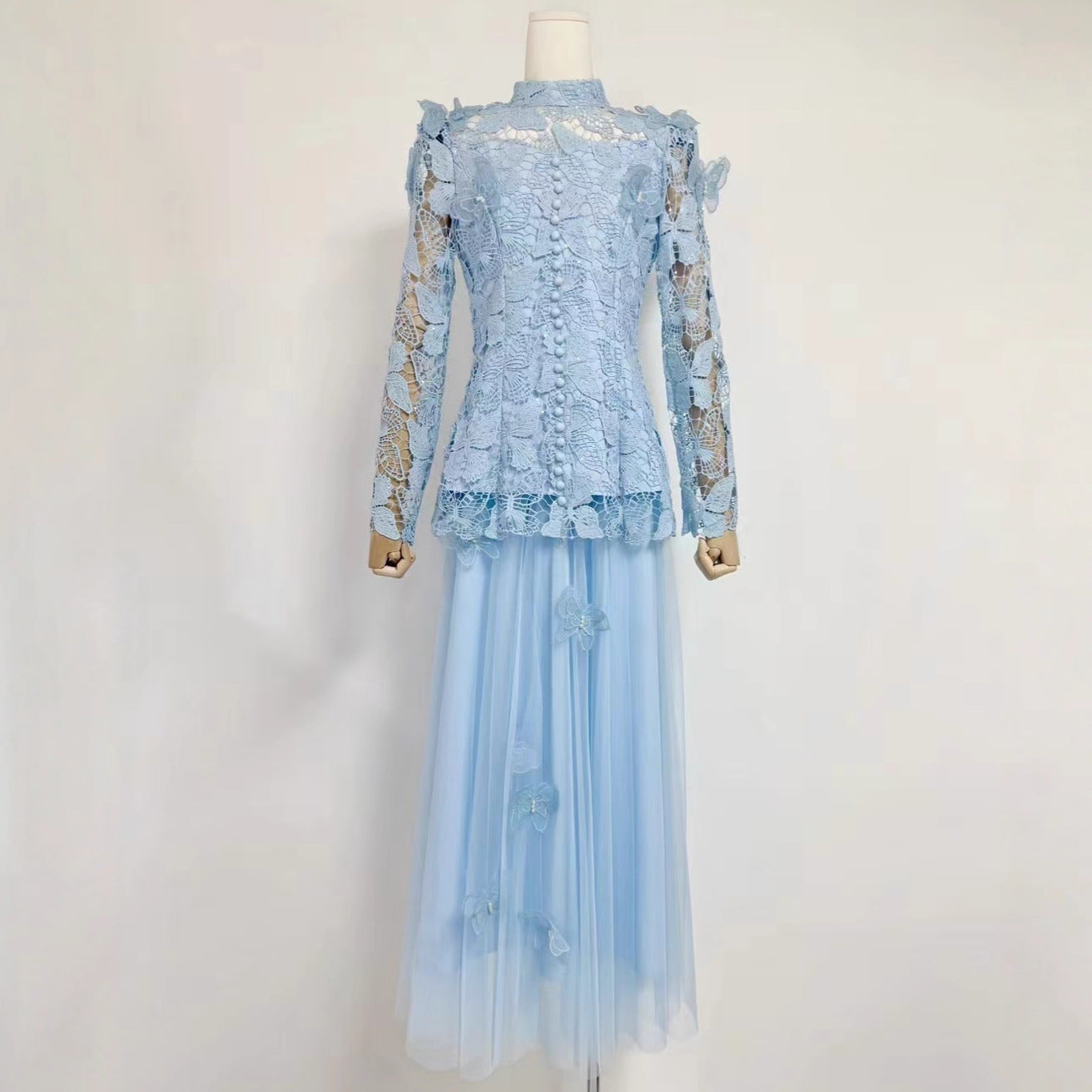 Disney-Inspired Enchanted Lace Ensemble: Elegant Bow-Embroidered Top & Mesh Skirt