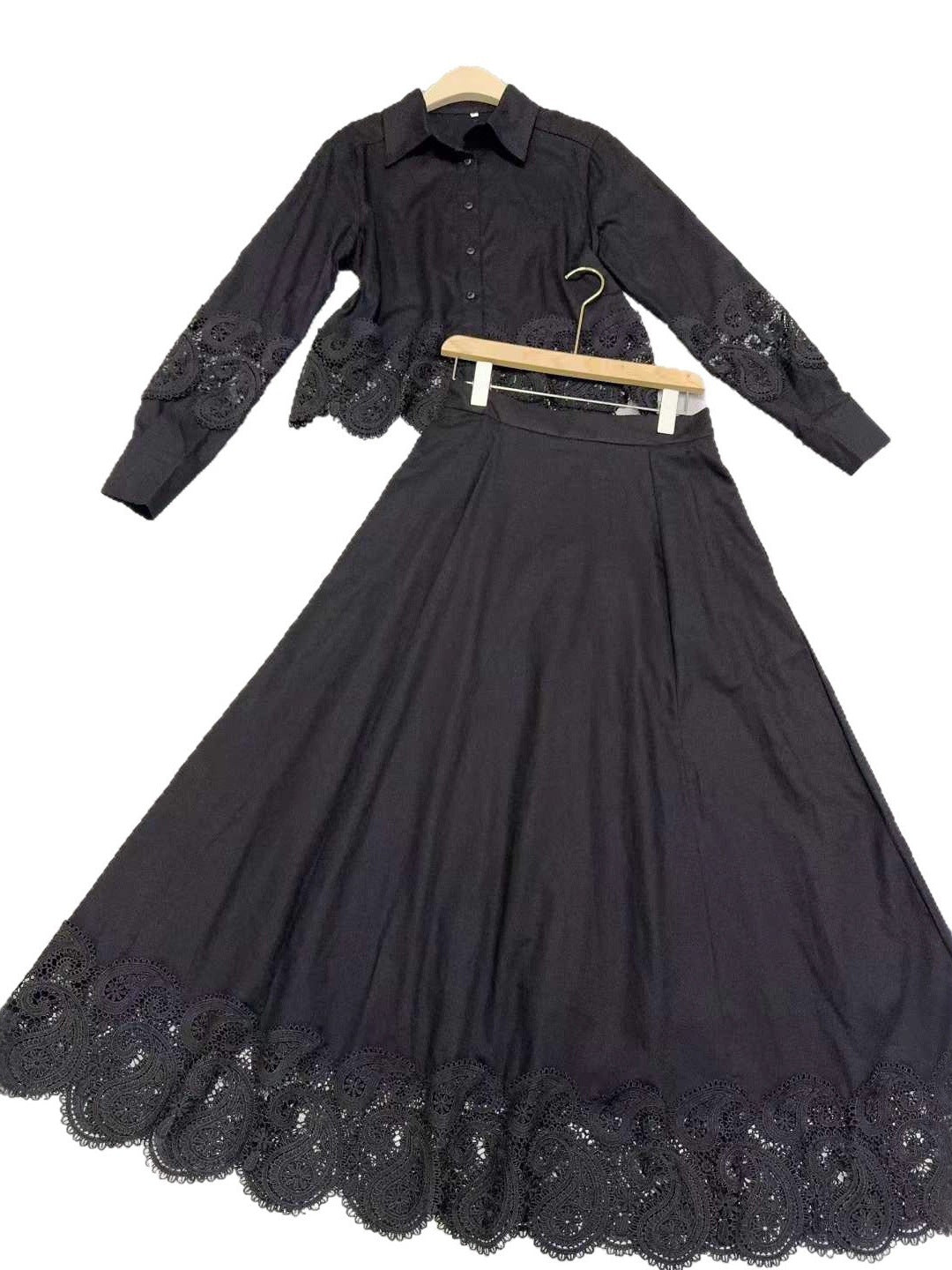 Long-Sleeved Shirt and High-Waisted Skirt Set, Spring and Autumn Solid Color Hollow-Out Patchwork, European and American Niche Designer Style, Elegant and Graceful