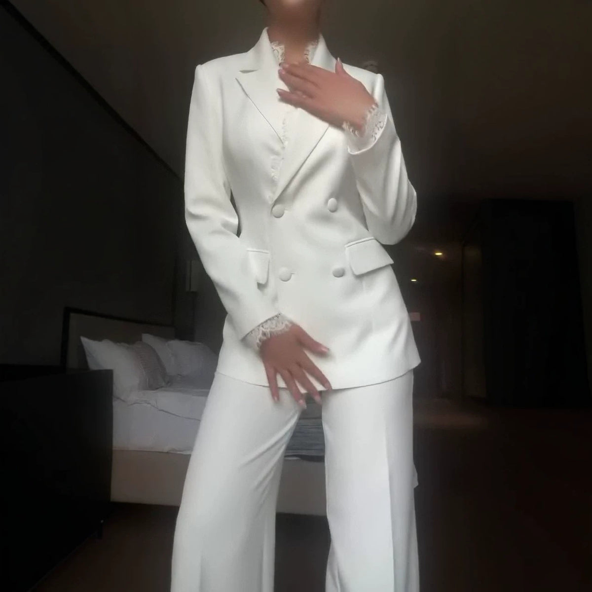 2026 Autumn New European and American Women's Fashion: Stylish Office Long-Sleeve Blazer and Mature Straight-Leg Pants Two-Piece Set