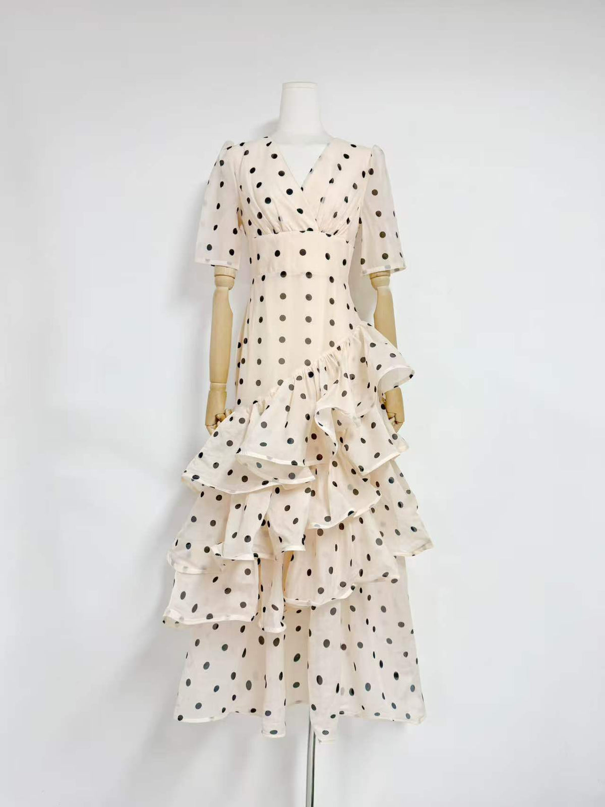 Irregular V-Neck Tie-Up Long Dress 2026 Cross-Border New Product Apricot Color Polka Dot High-Waisted Short-Sleeved Dress