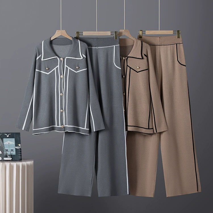 High-quality tweed-style two-piece set with a contrasting color design, featuring a metal buckle, a collared knitted cardigan jacket, and straight-leg trousers