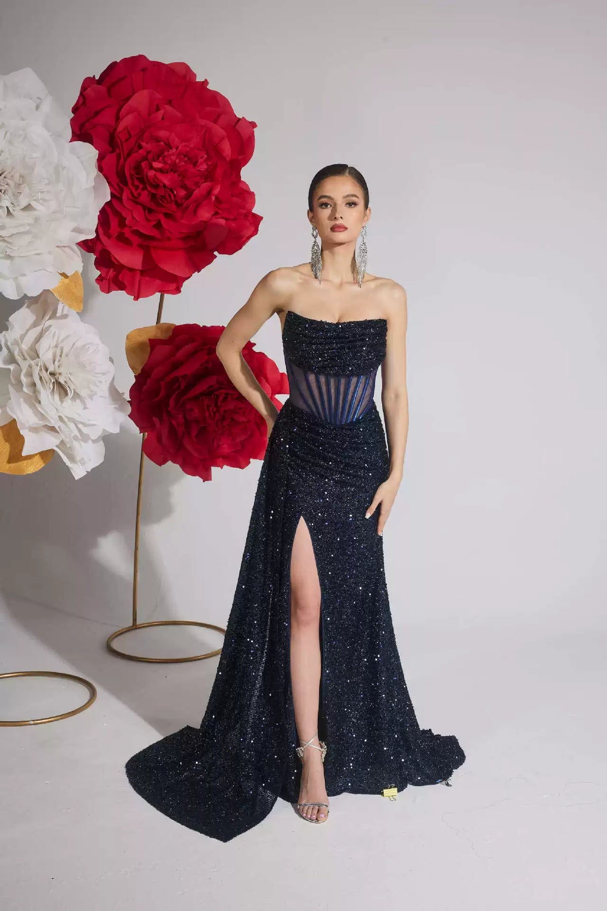 New Sequined Tube Top Slimming Look Evening Dress High Slit Model Catwalk Banquet Accessible Luxury Party Dress