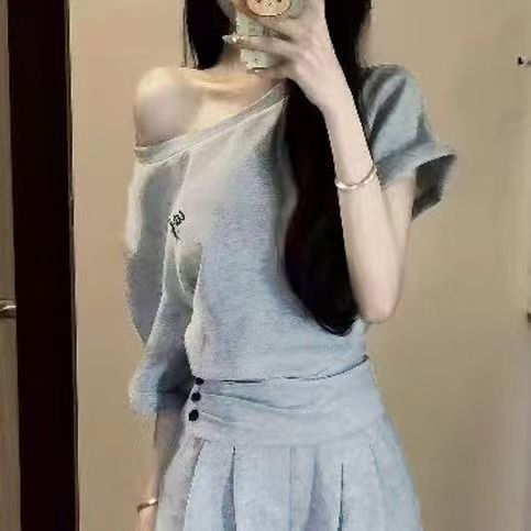 2026 New Korean-Style Gray Casual Sports Suit for Women, Summer Short Waist-Cinching Off-Shoulder Top and Wide-Leg Pants Two-Piece Set