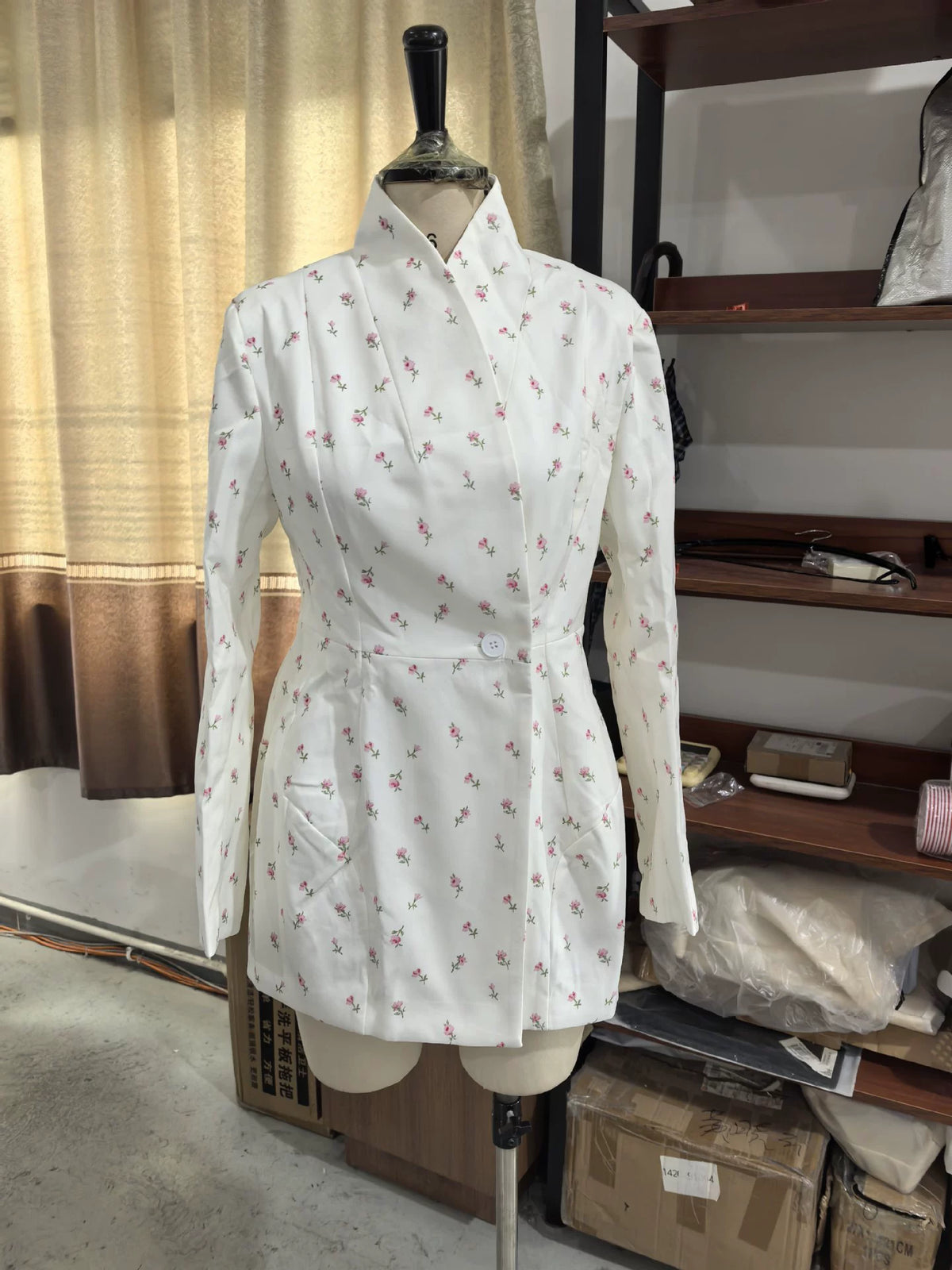 In-Stock European and American Cross-Border Trade Sweet Style Stand Collar Slim Long-Sleeve Blazer with a High-End Chanel-Inspired Feel, Fall 2026