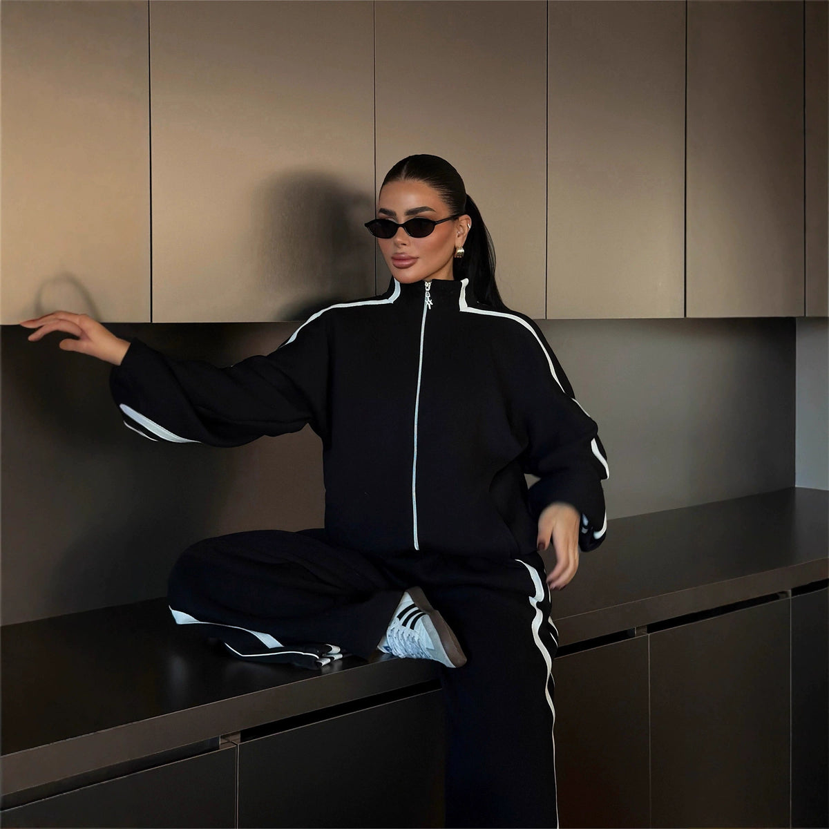 Amazon Cross-Border Bestseller 2026 European and American New Style Color-Blocked Long-Sleeved Casual Sports Suit 2-Piece Set Women's Cotton
