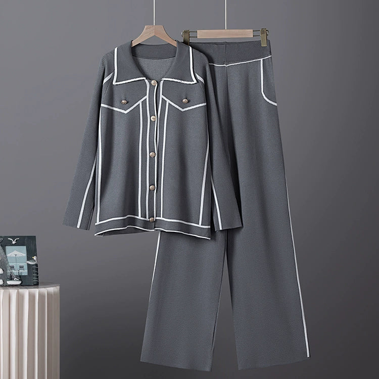 High-quality tweed-style two-piece set with a contrasting color design, featuring a metal buckle, a collared knitted cardigan jacket, and straight-leg trousers