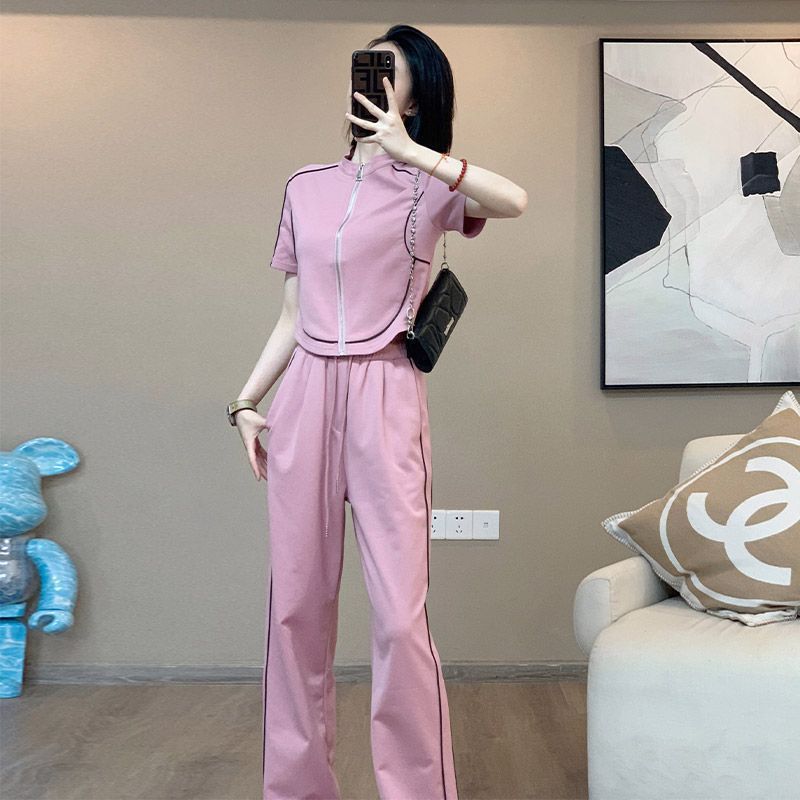 Design Sense Casual Sports suit Women's Summer Tight Waist Zipper Short-sleeved Street Wide-leg Pants Two-piece Fashionable Set