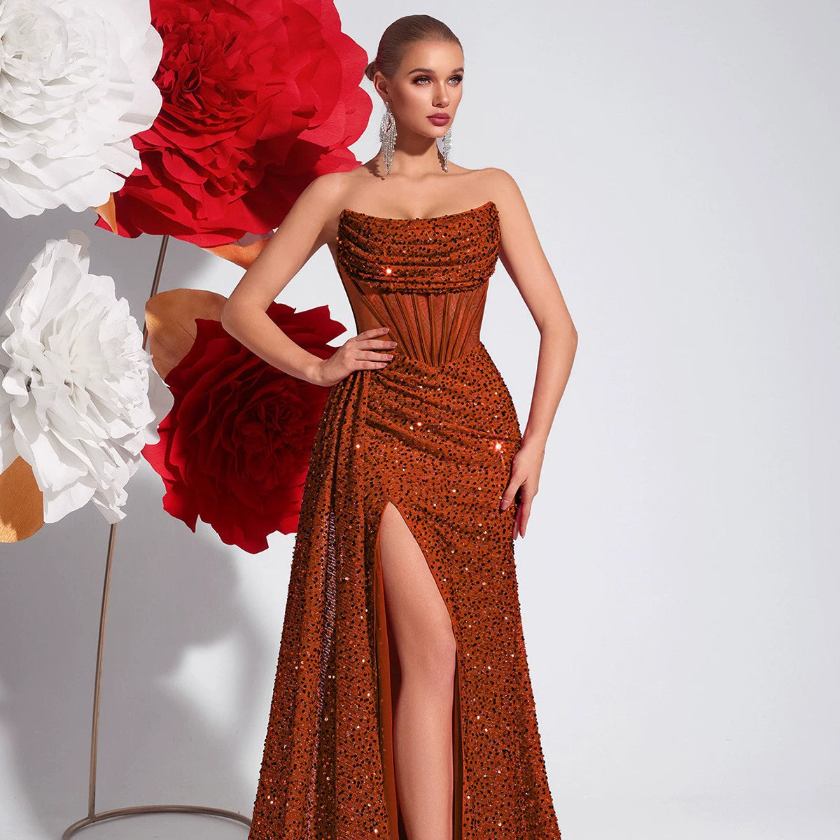 New Sequined Tube Top Slimming Look Evening Dress High Slit Model Catwalk Banquet Accessible Luxury Party Dress