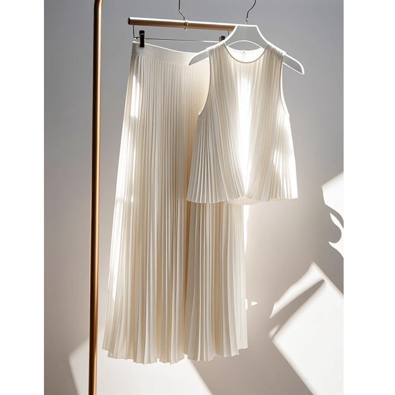 2025 Summer New French Style Lightly Mature Niche Design Casual Slimming Age-reducing White Sleeveless Top Dress