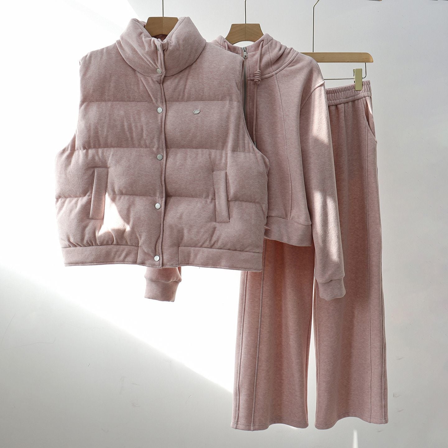 Sports Casual Suit for Women, Autumn and Winter Work Clothing, Casual Sports Vest, Velvet Sweatshirt, Wide-Leg Pants, Three-Piece Suit for Women