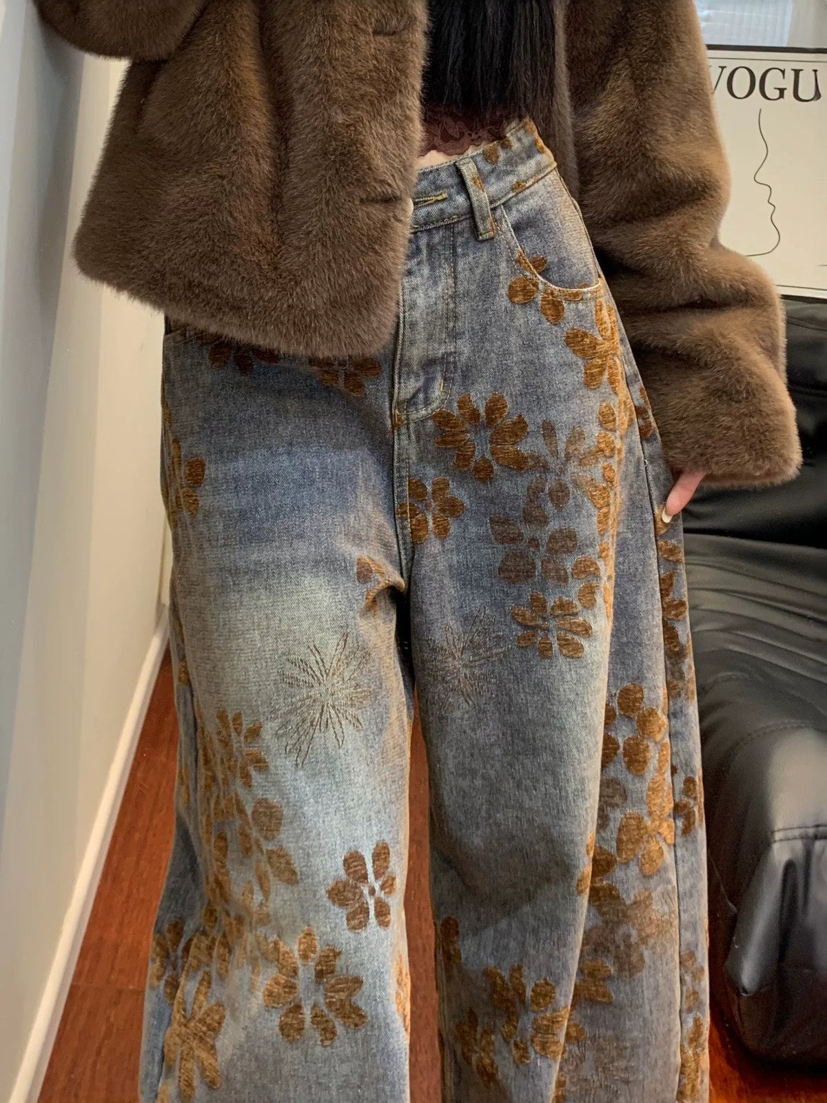 Vintage Jacquard Curved Hem Jeans for Women, New Autumn/Winter Plus Size High Waist Design, Slimming Loose Wide-Leg Pants