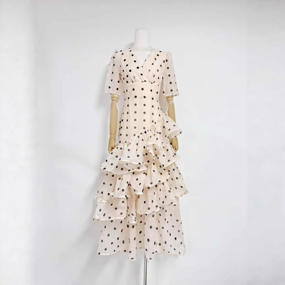 Irregular V-Neck Tie-Up Long Dress 2026 Cross-Border New Product Apricot Color Polka Dot High-Waisted Short-Sleeved Dress