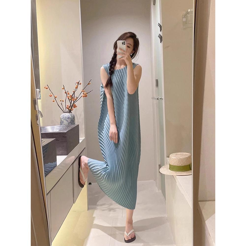 Miyake 2025 Spring New Dress Women's French Style High-End Slimming Look Pleated Mid-Length Skirt