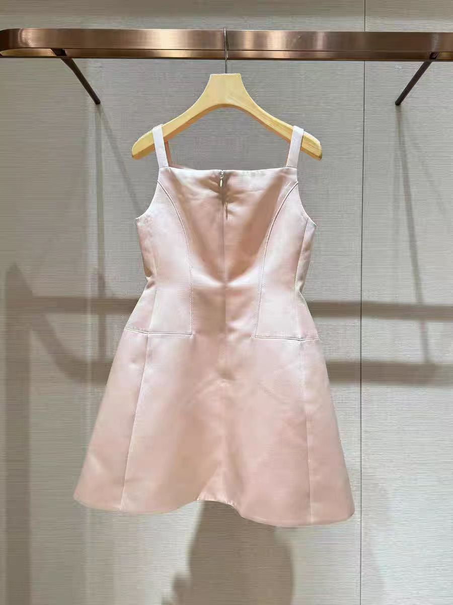 Super High-Quality Dress with Intricate Beading and Bow, French-Style Elegant Tank Top Dress, New Spring 2026 Collection