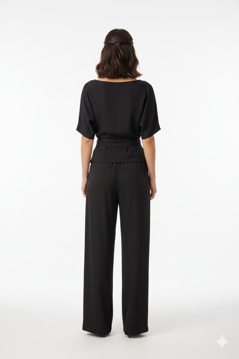 Elara – Back View